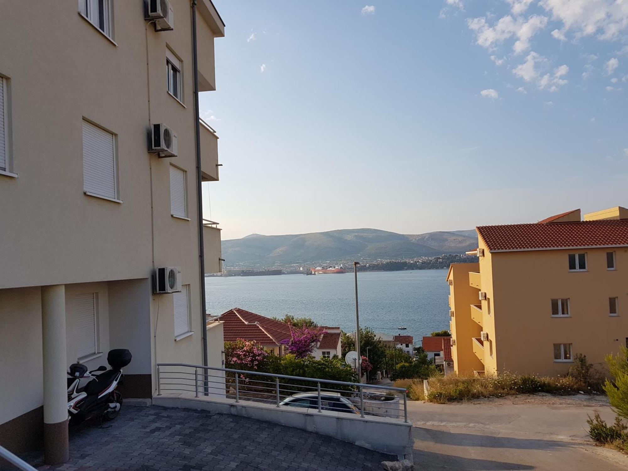 Apartment Tihana Trogir Exterior foto